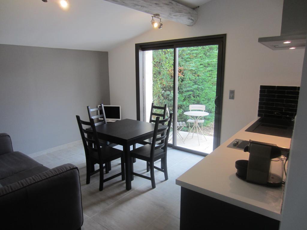 Gite Les Alpilles Eygalières Zimmer foto